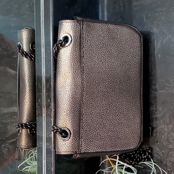 Coach Pebbled Leather Bronze/Black Crossbody/Shoulder Mini Bag With Chain Strap - Picture 4 of 16